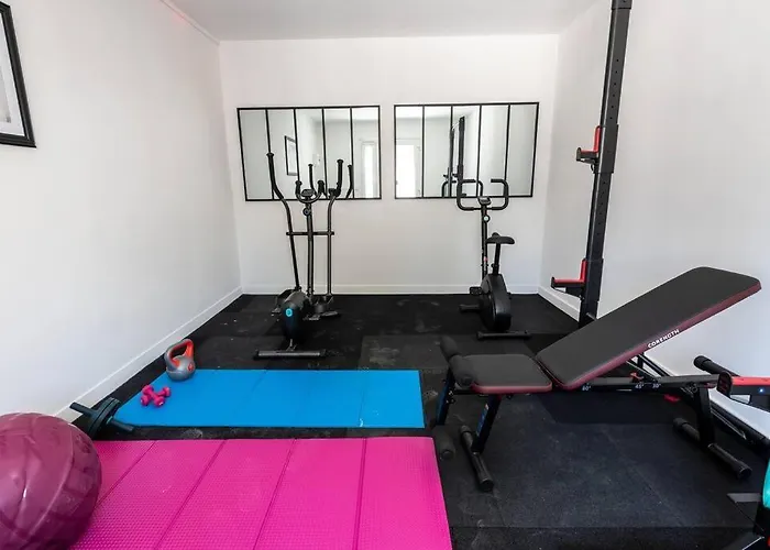 Le Saint Just B Avec Salle De Sport
